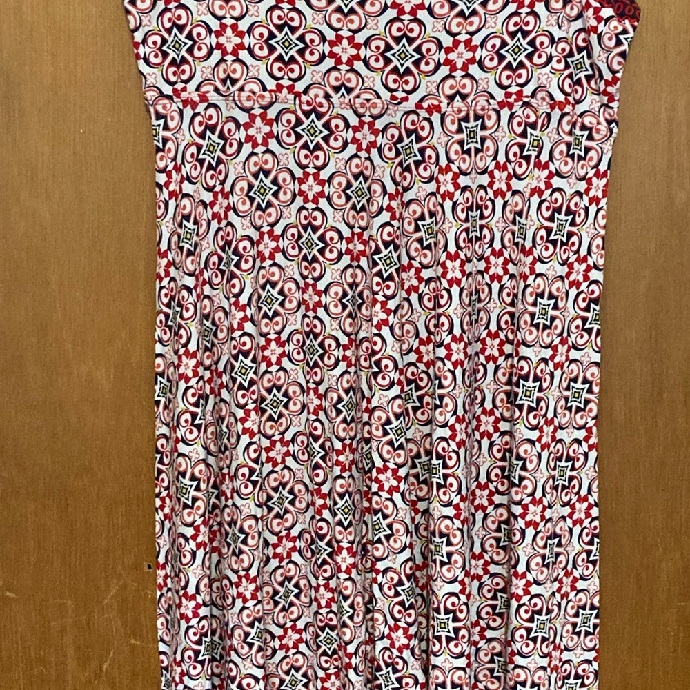 Max Studio mixed colors blue, hot pink. Skirt size large cute fold over top half